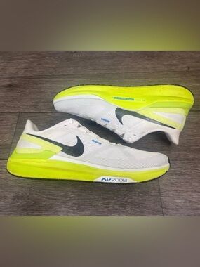 Nike Air Zoom Stucture Men’s Running shoes
